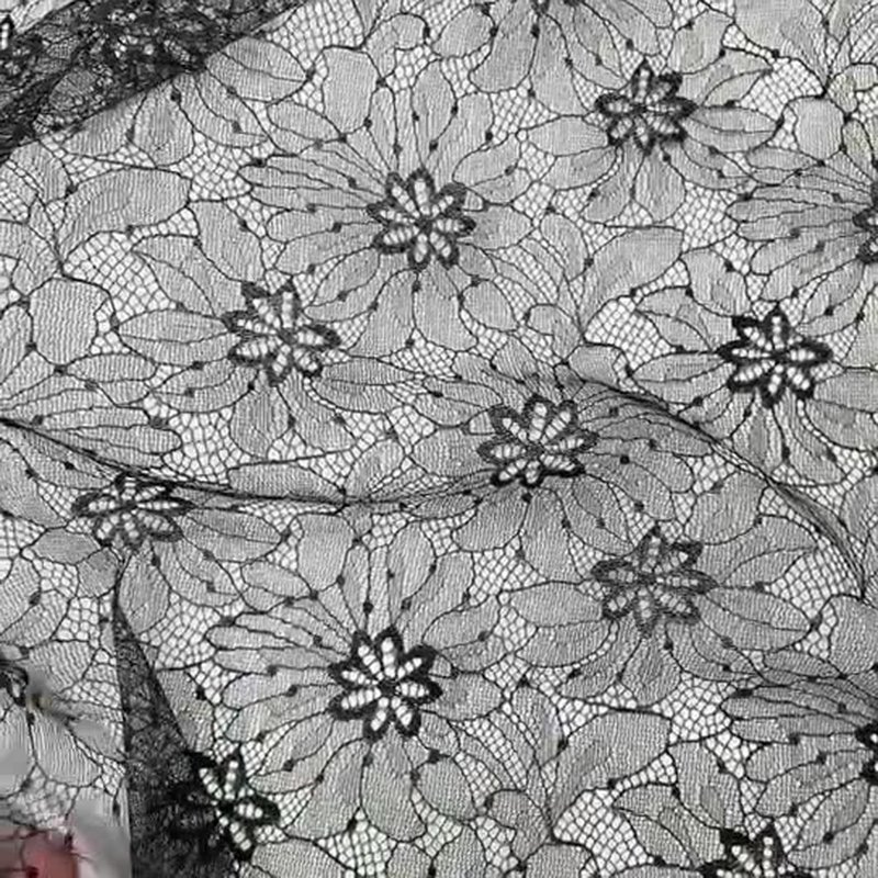 Lace Fabric Scallop Edge Floral for Women's Wear Wholesale Supplier 14